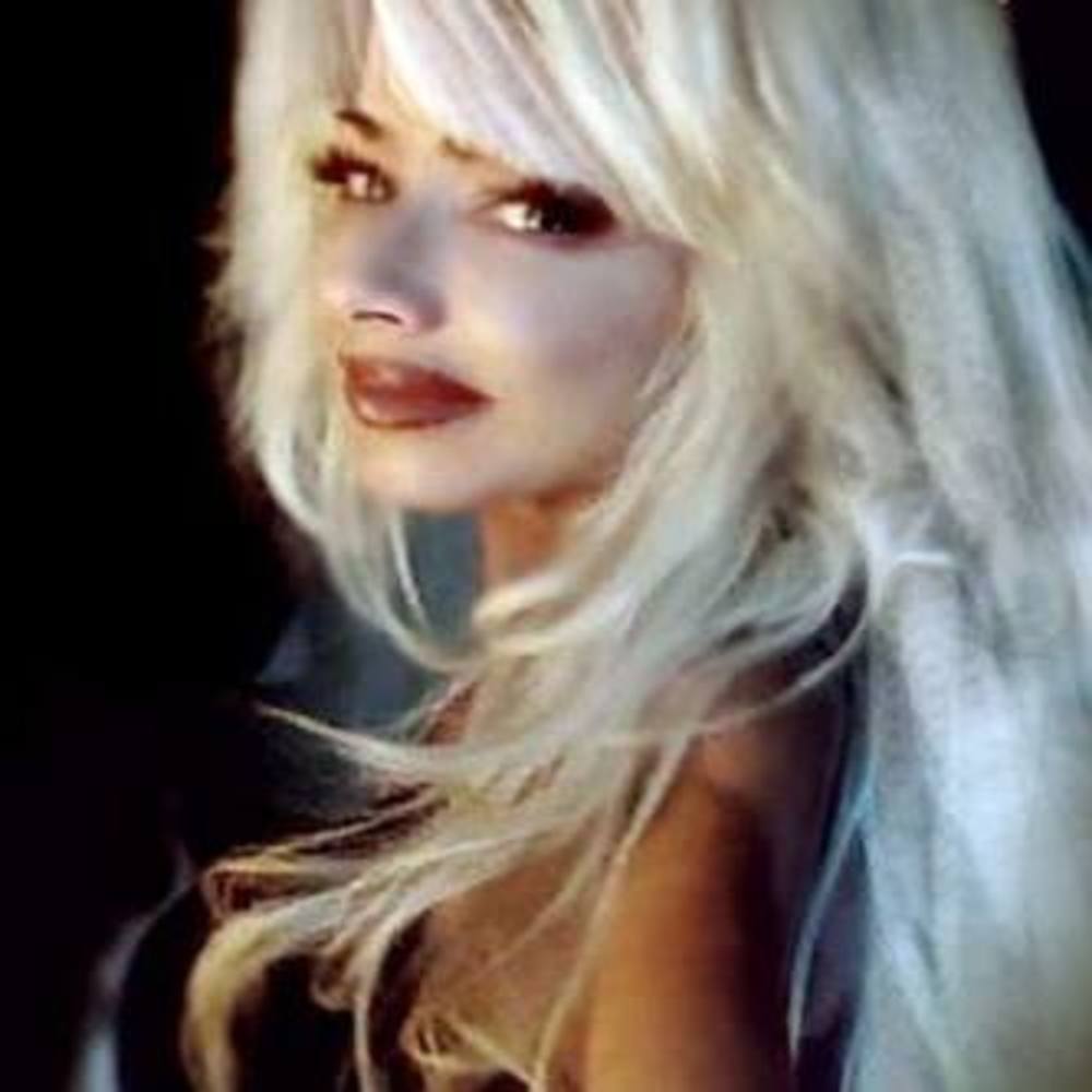 Meet your Posher, Jeannine